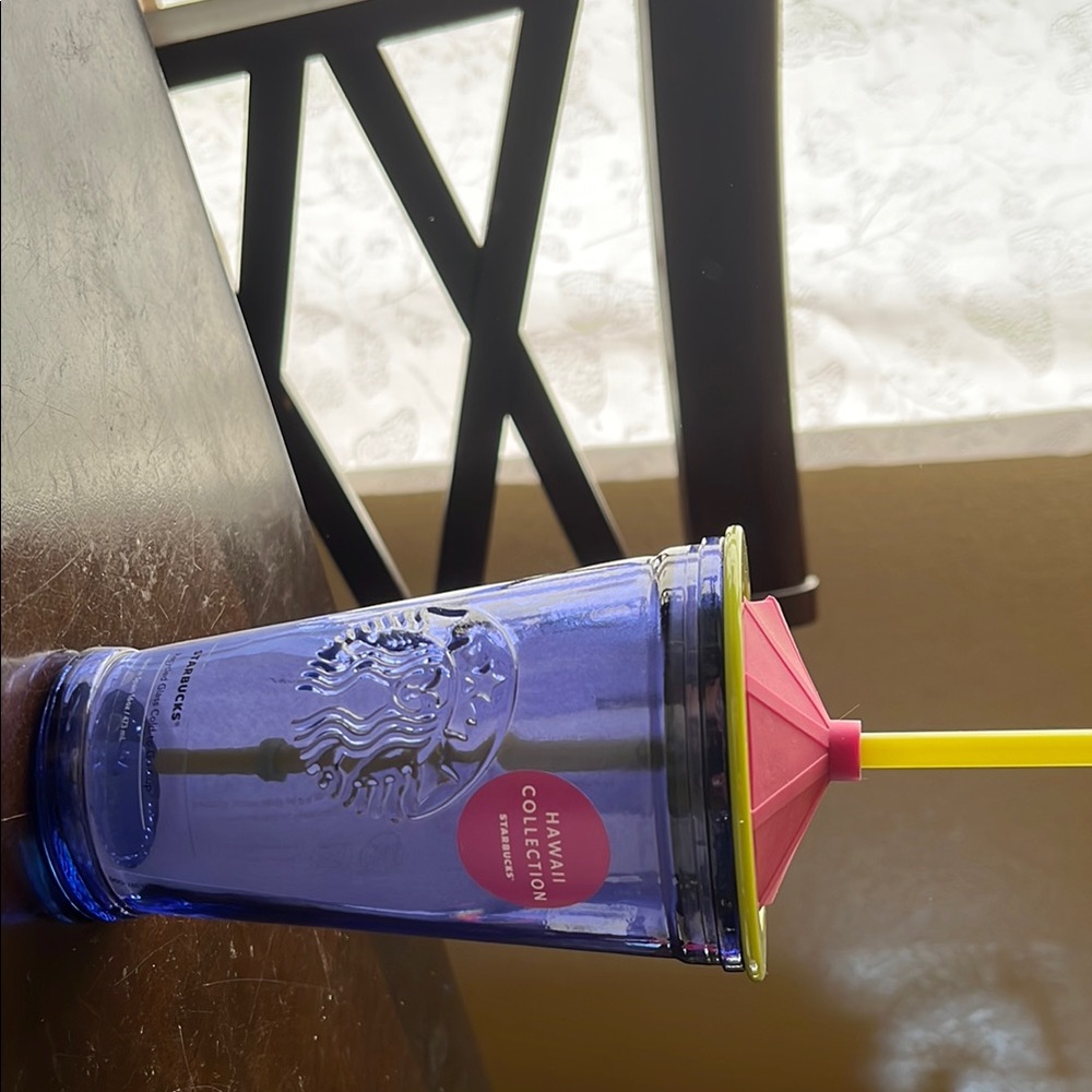 Hawaii Collection Blue Tumbler with Pink Lid